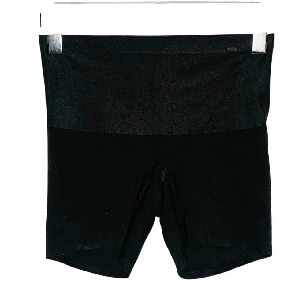 Victorias Secret Smoothing Shimmer Shorts L NEW Black Light Support Shaper